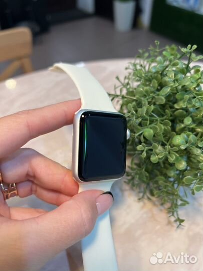Apple Watch 3 42mm Silver (акб 85)