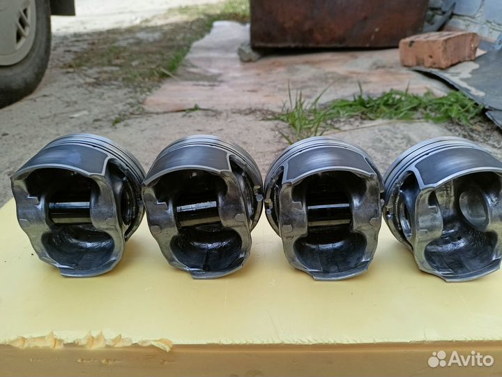 Поршни tfsi 2.0 06H107065