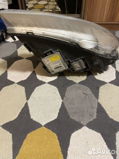 Левая фара volvo xc70