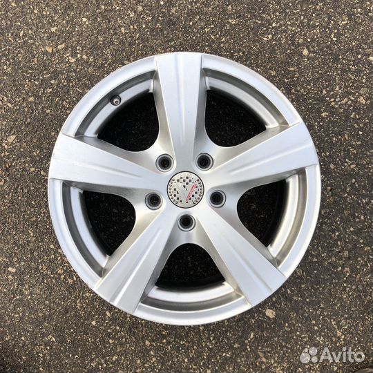 Литые диски R16 5x114.3 д977