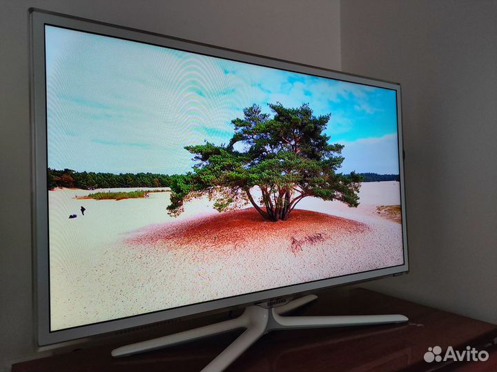 Телевизор Samsung SMART tv 32