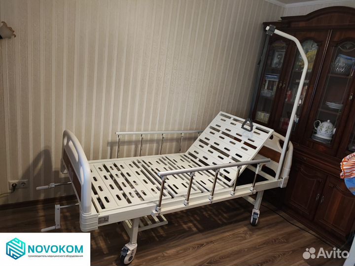 Медицинская кровать E-8 с дугой и инф стойкой