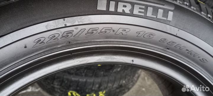 Pirelli Winter Sottozero 210 Serie II 225/55 R16 95H