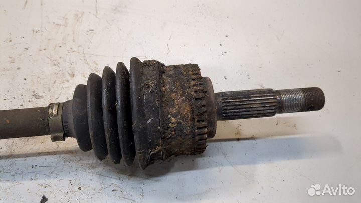 Полуось левая передняя Nissan Almera N16