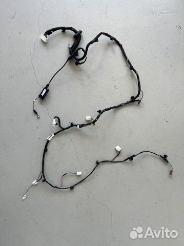 Проводка крышка багажника Geely Atlas