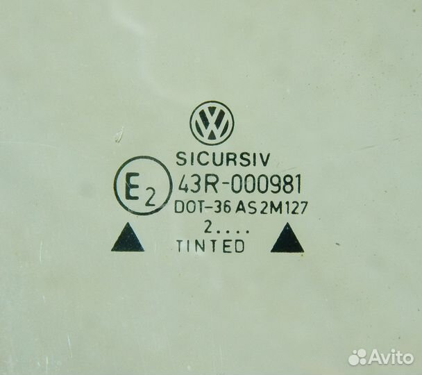 Стекло двери передней правой VW Passat B3