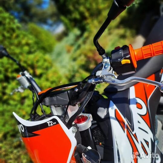 Kayo T2 250 MX enduro Мотоцикл Витрина
