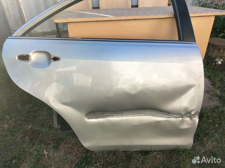 Двери передняя, задняя на toyota camry 40