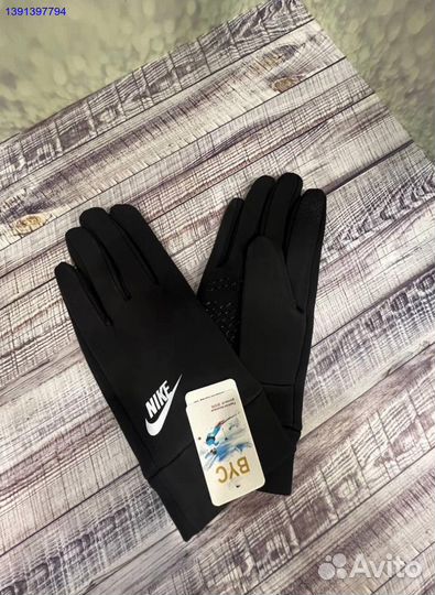 Перчатки Nike новые