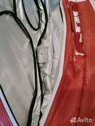 Теннисная сумка Wilson на 9 ракеток