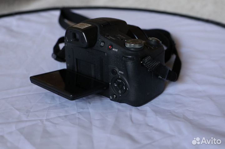 Sony Cyber-shot DSC-HX100V