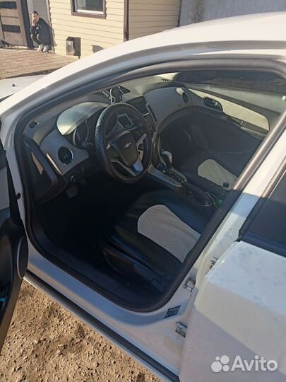 Chevrolet Cruze 1.8 AT, 2012, 239 677 км