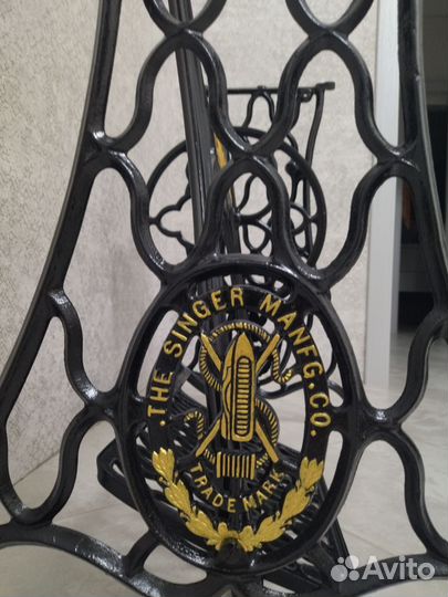 Чугунная станина singer
