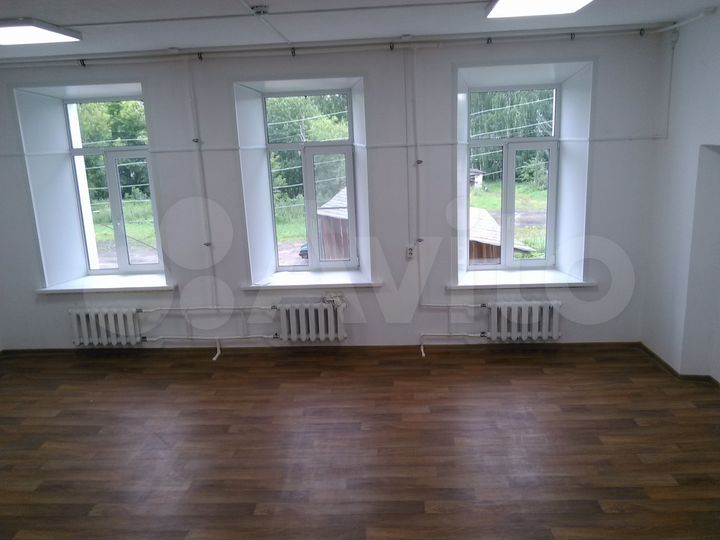 Торговая площадь, 80 м²