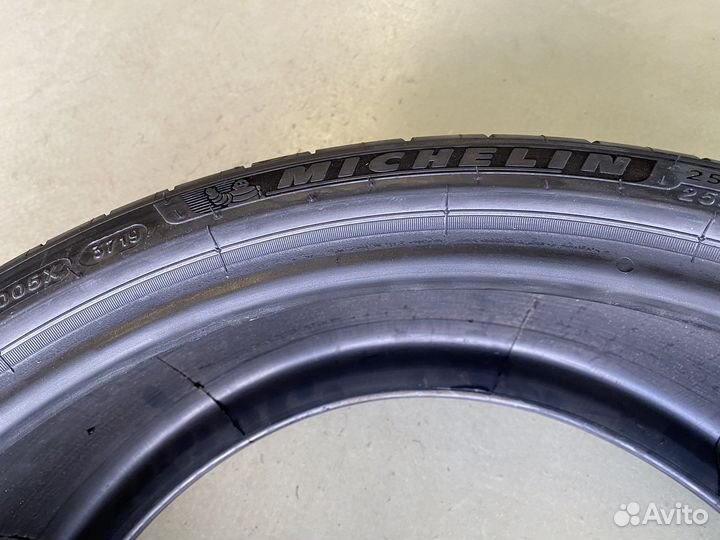 Michelin Pilot Sport 4 S 255/30 R20 92Y