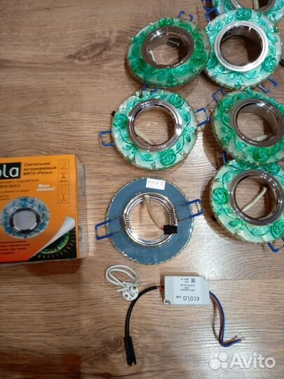 Светильник потолочный встраиваемый