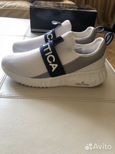 Легкие кросовки Nautika