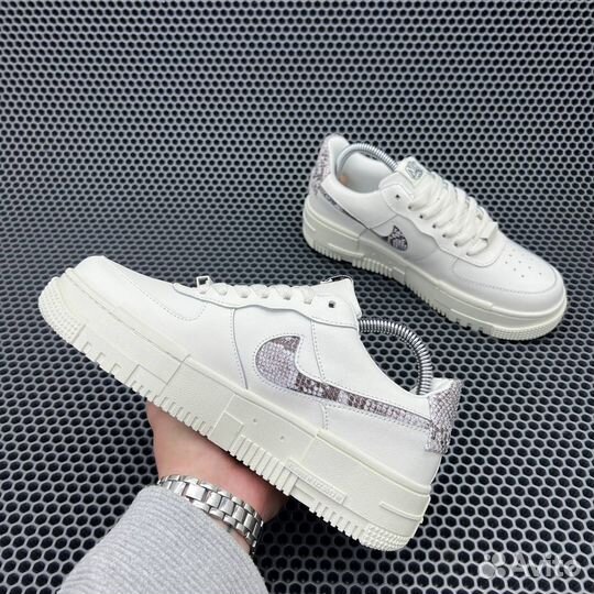 Nike Air Force 1 Pixel SE Snakeskin Sail Desert