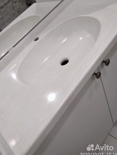 Столешница для ванной из искуственного камня