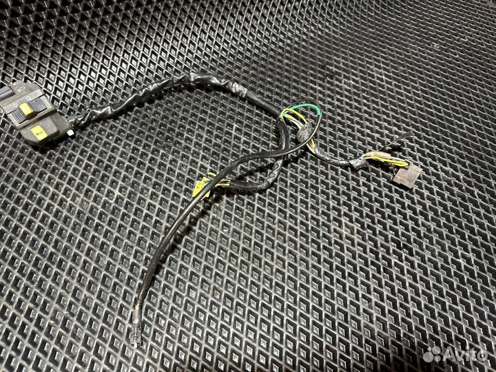 Левый пульт Suzuki Djebel 250 SJ45A