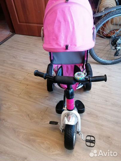 Детский велосипед с родительской ручкой