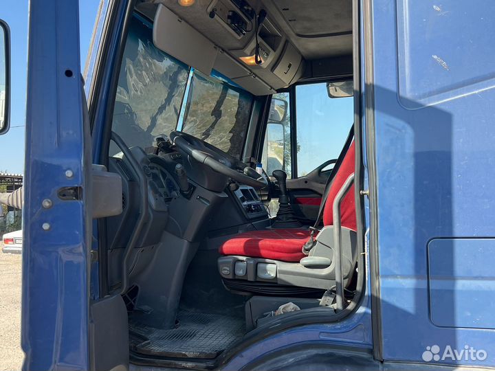 IVECO Stralis с полуприцепом, 2004