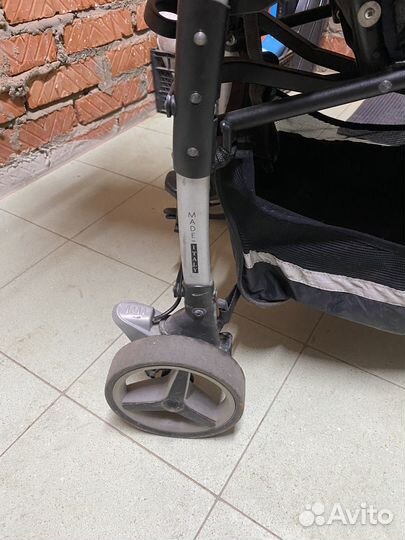 Прогулочная коляска peg perego si