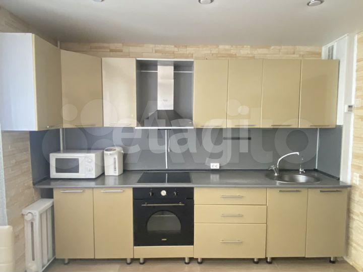 2-к. квартира, 59,2 м², 2/5 эт.