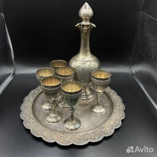 Серебряный 