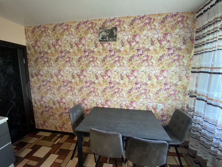 2-к. квартира, 50,8 м², 1/3 эт.