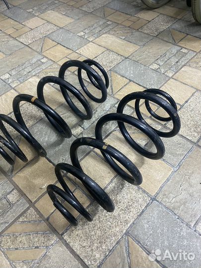 Пружина задняя mercedes w447,коричневая метка