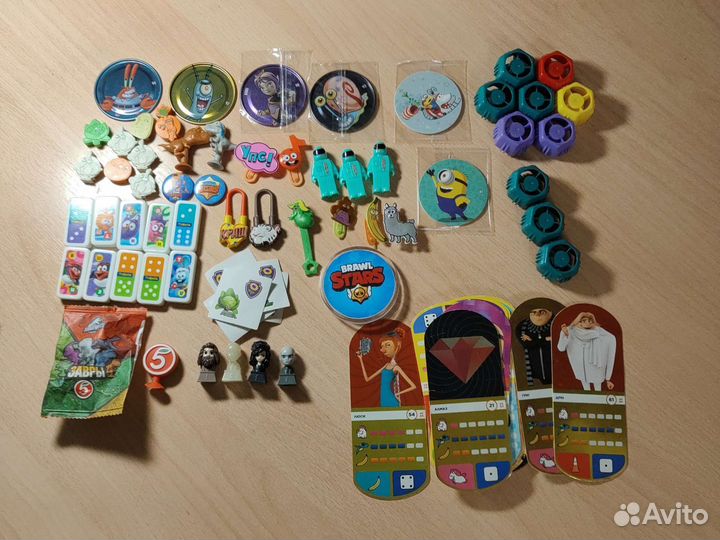 Скрепыши,бравлы,завры,карточки миньоны,начивки