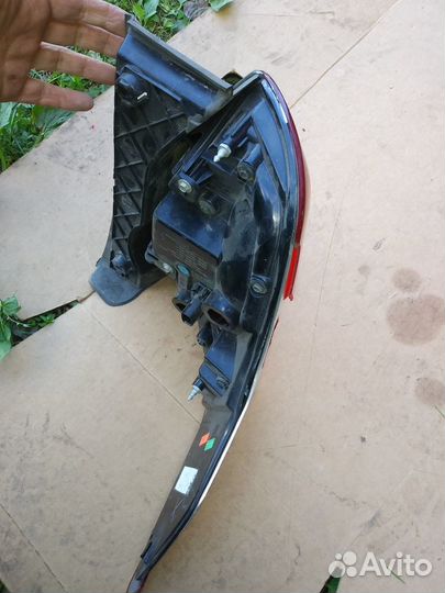 Фонарь правый Ford Explorer 5