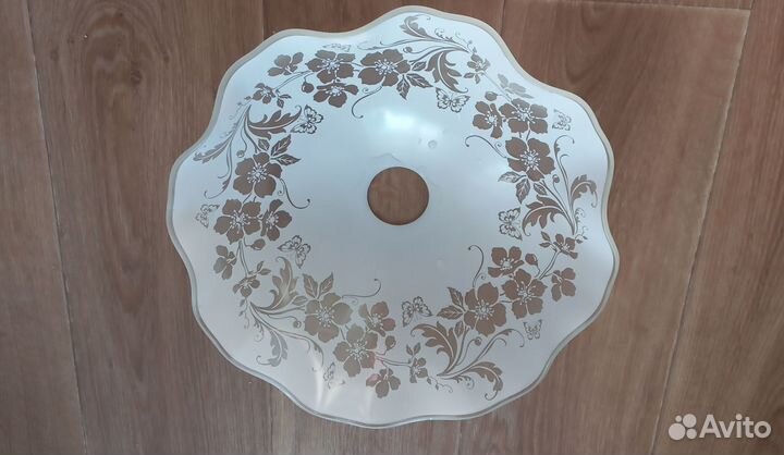 Плафон белый