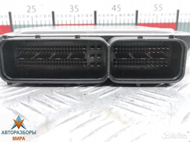 Блок управления двигателем Volkswagen Caddy 3 2005