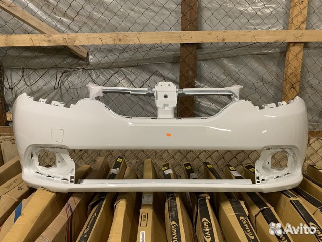 Бампер Renault Logan 2 2018 + в цвет