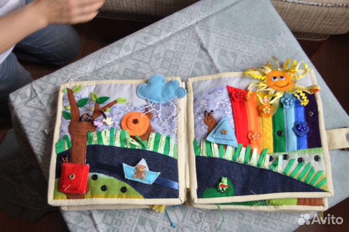 Детская развивающая книга
