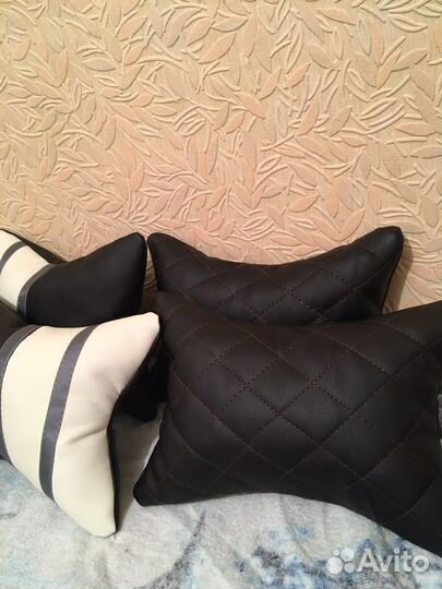 Подушка (подголовник)для автомобиля