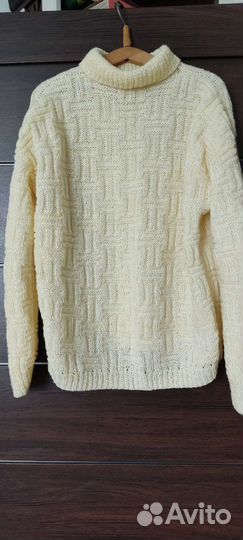Свитер