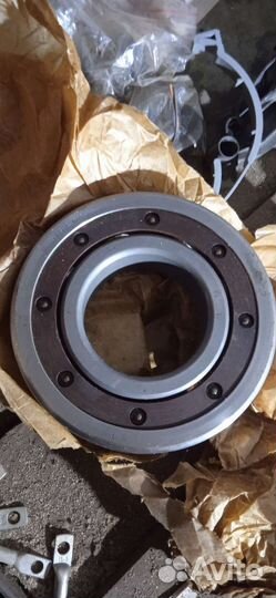 Продам подшипники