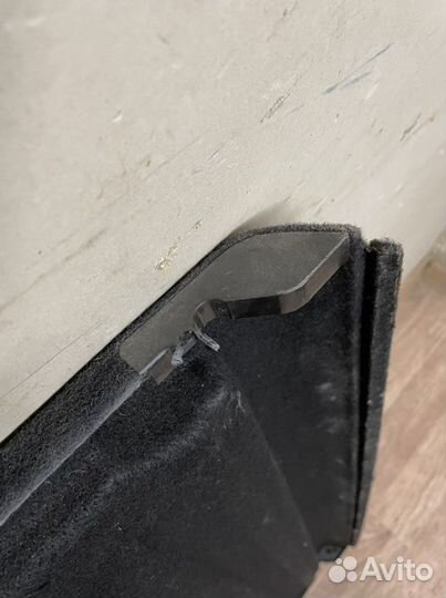 Полка багажника Шкода Фабия 2/ 2007-2014г