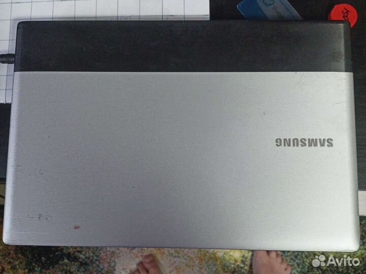 Samsung rv513