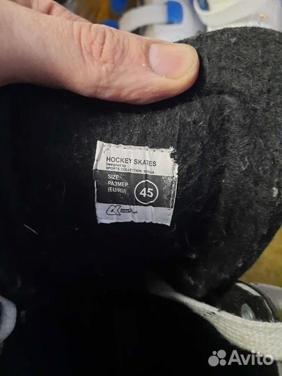 Коньки хоккейные