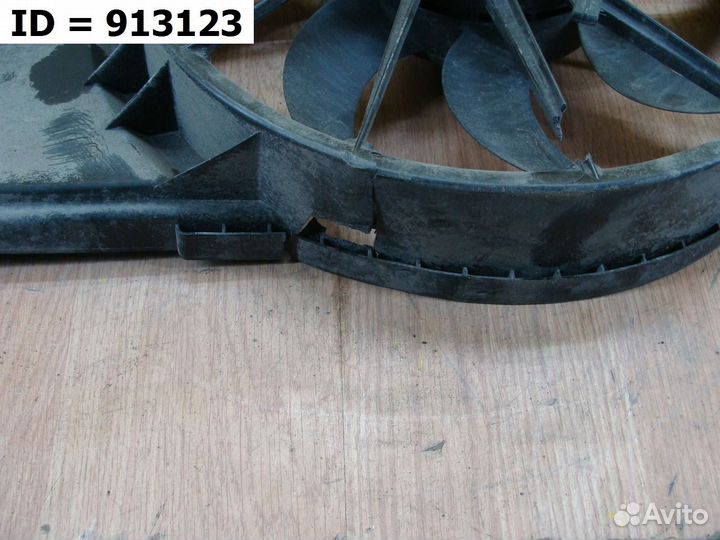 Вентилятор радиатора охлаждения Ford Focus