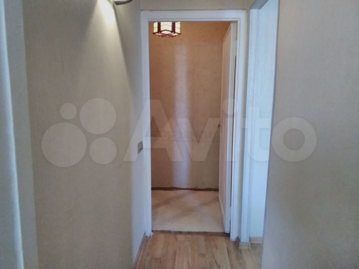 1-к. квартира, 30 м², 5/5 эт.