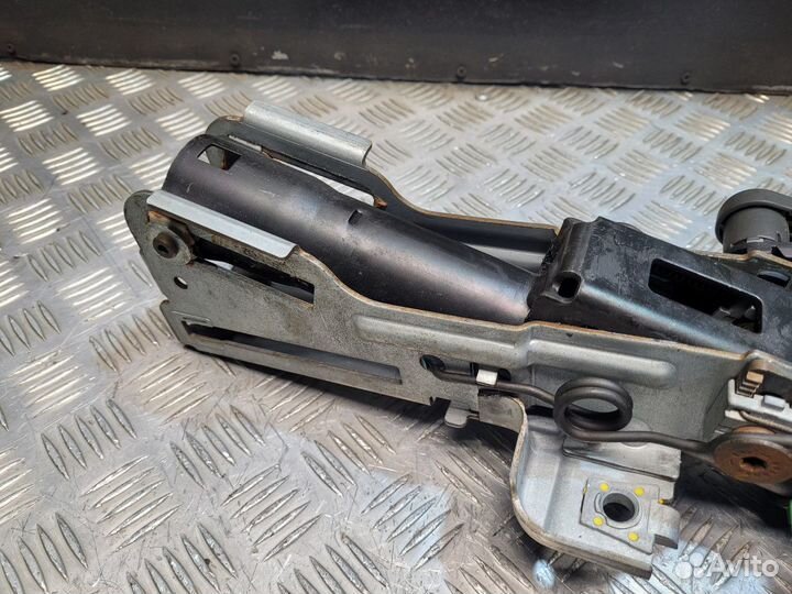 Рулевая колонка на Volvo S80 с ключом