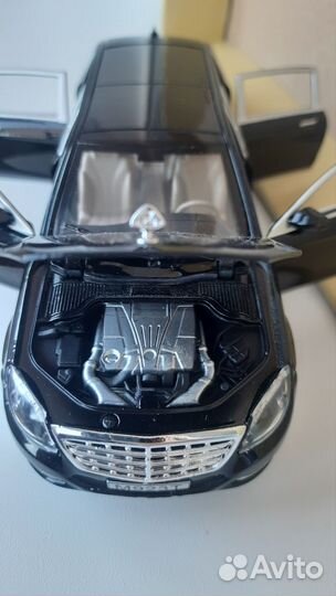 Машинка моделька