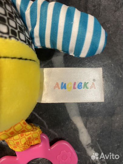 Развивающая игрушка грызунок на кроватку 0+