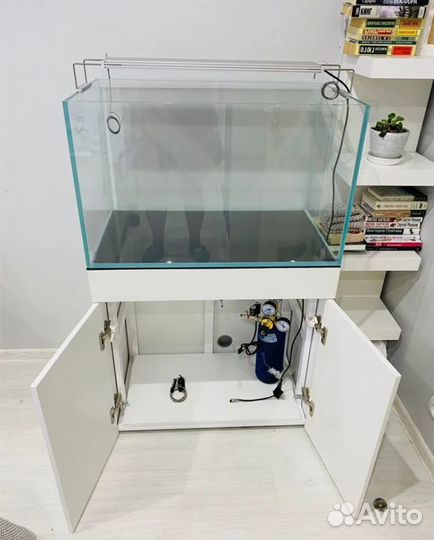 Аквариум optiwhite 150 литров с тумбой