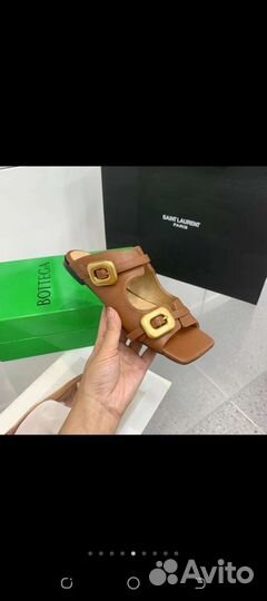 Шлепанцы Bottega Veneta